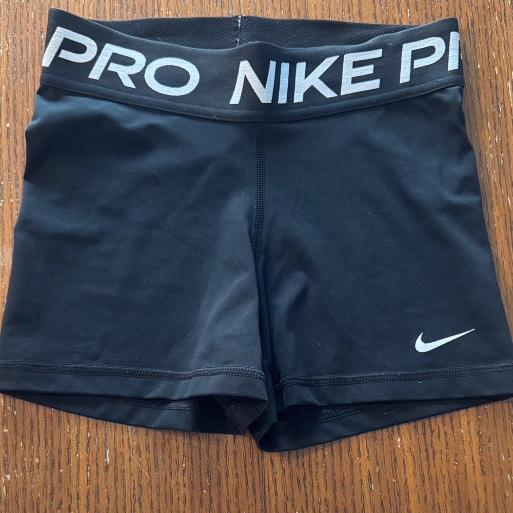 Nike Pro Women's Black Volleyball 3”Shorts